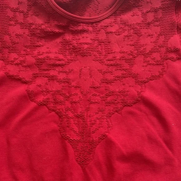 Fabletics Flora Seamless Long Sleeve Top Red - Picture 8 of 11